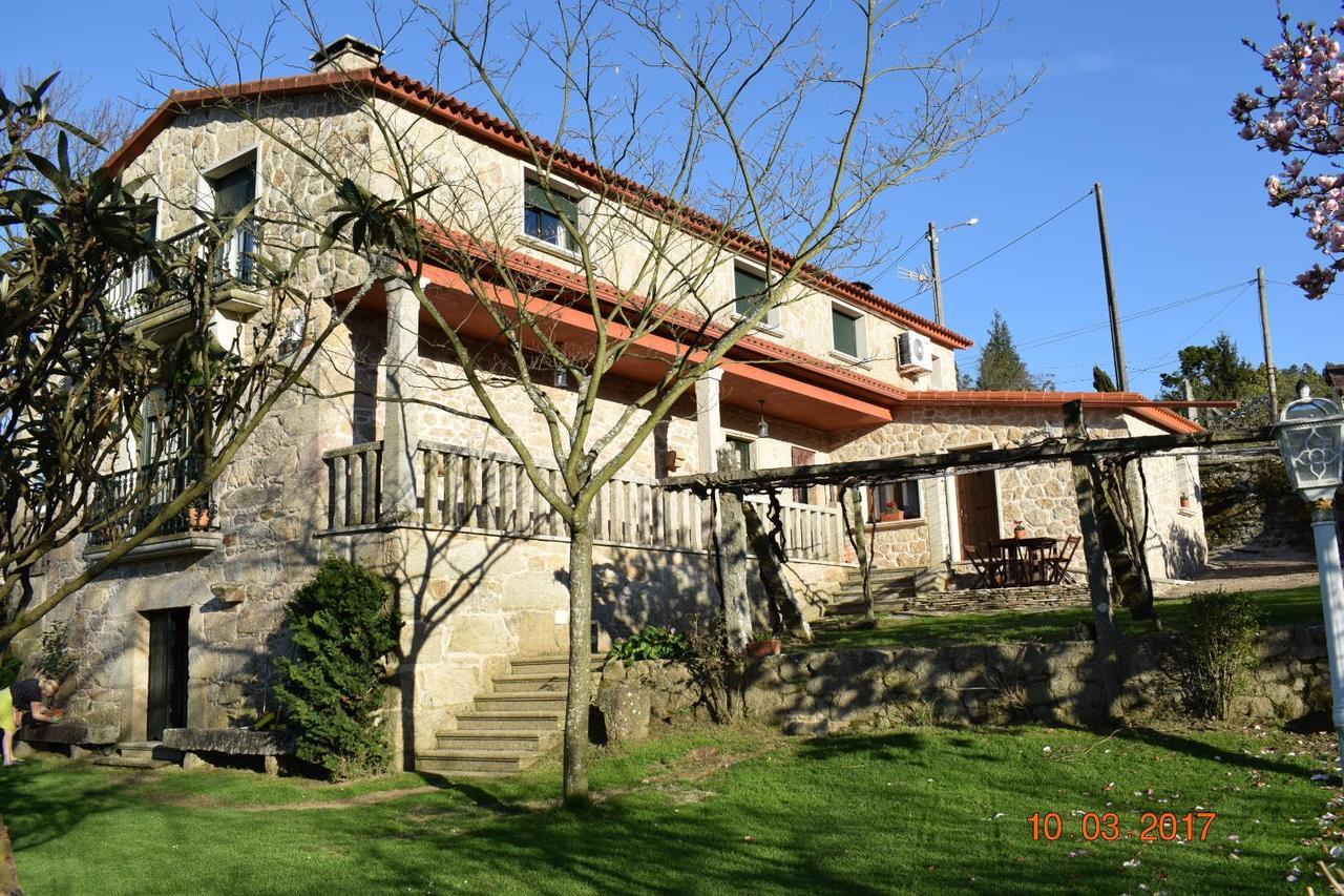 Casa Rural Os Carballos Pensionat Pontevedra Exteriör bild